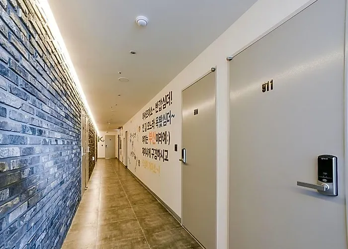 Guest house K-guesthouse Premium Nampo 1