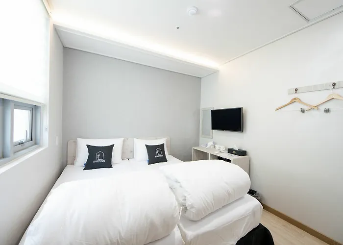 K-guesthouse Premium Nampo 1 Guest house